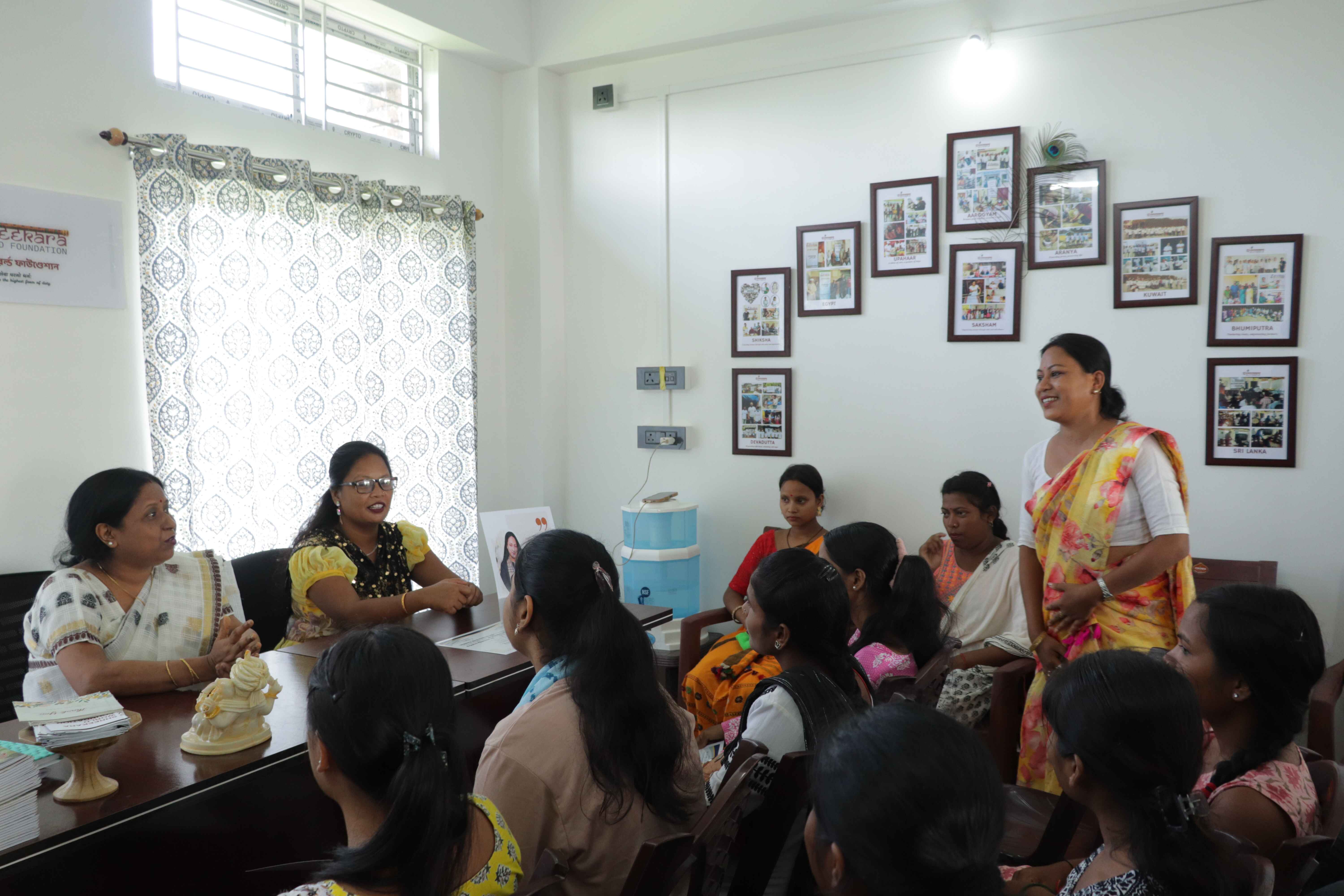 Certificate distribution ceremony for achar training participants.